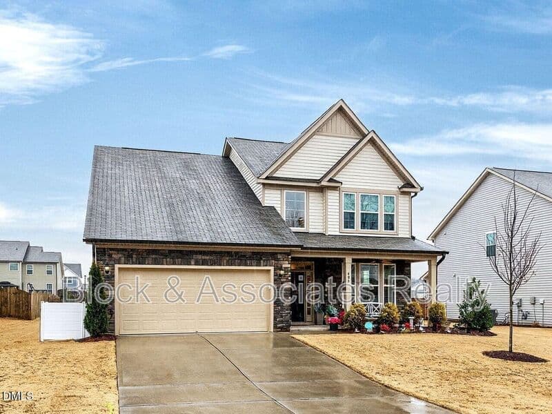 Youngsville House: 405 Hickory Run Lane