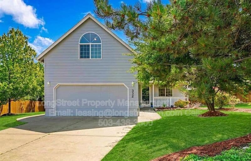 Adair Village House: 332 NE Carmen Pl