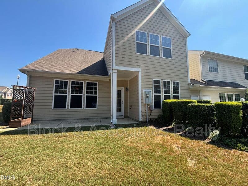 Wake Forest House: 1429 Kirkwood Hill Way