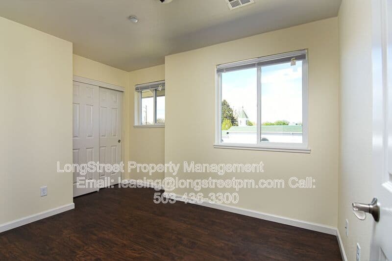 Corvallis Townhome: 1960 NW Taylor Ave