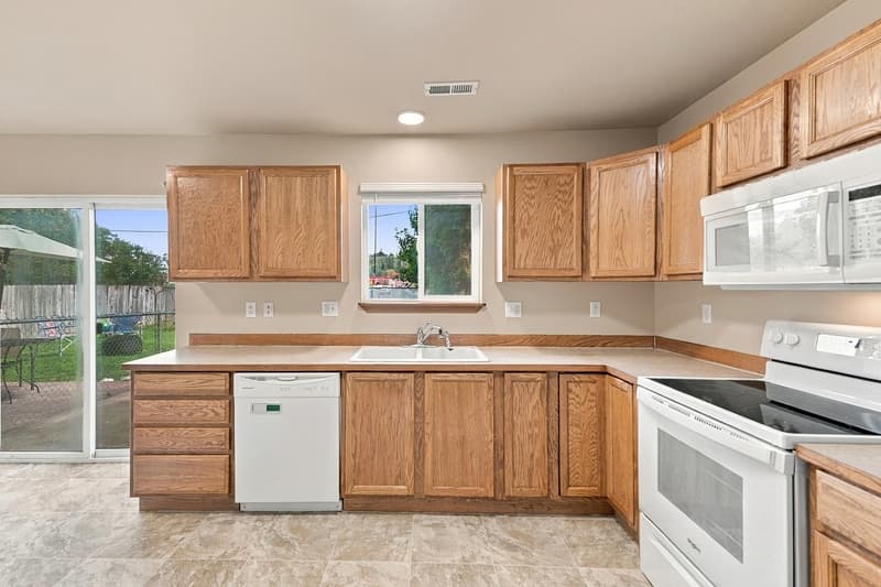 Post Falls House: 800 North Regal Court