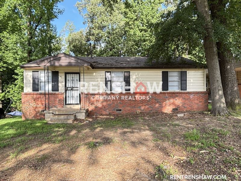 Memphis House: 3149 University St