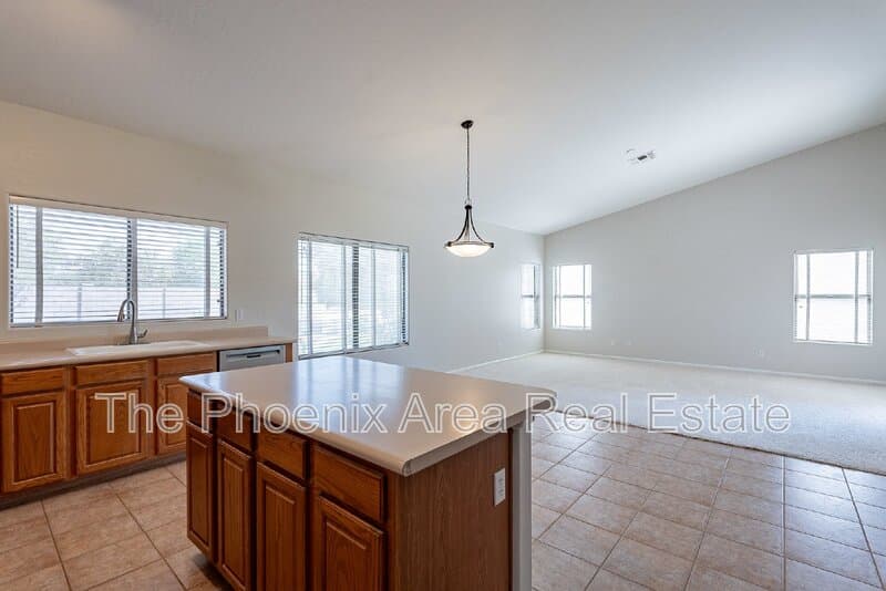 Mesa House: 4133 E Elmwood St