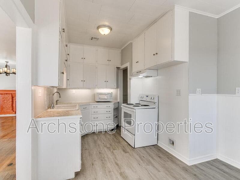 Oklahoma City House: 3501 Northwest Liberty Street