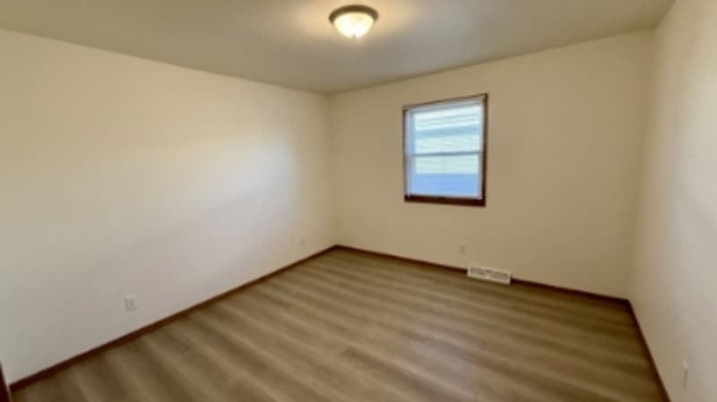 Oshkosh Condo: 2010-2012 Parkside Drive - 2010