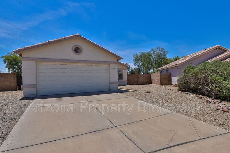 Mesa House: 5155 E. Casper St.