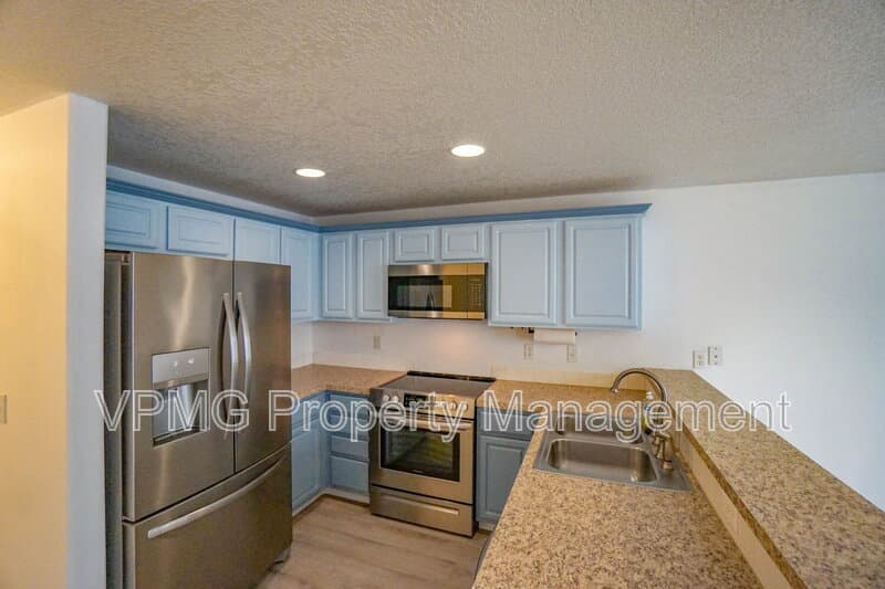 Vancouver Townhome: 7808 NE 60th St