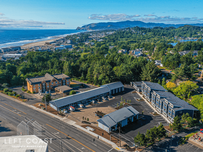 Lincoln City Condo: 680 SE Hwy 101 - 202