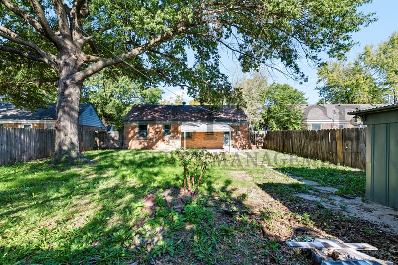 Wichita House: 760 South Mission Road