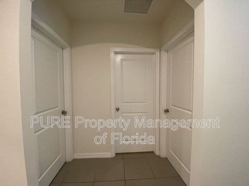 Ocala House: 4950 NE 15th Place