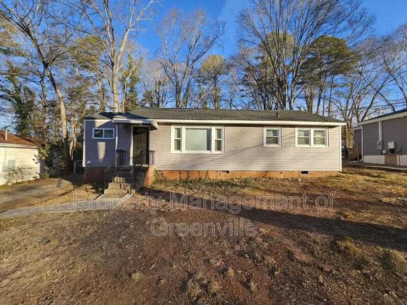Greenville House: 436 Potomac Ave