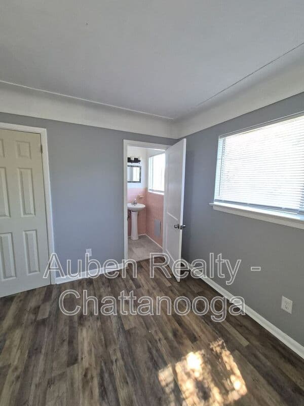 Chattanooga House: 4213 Oakland Terrace N