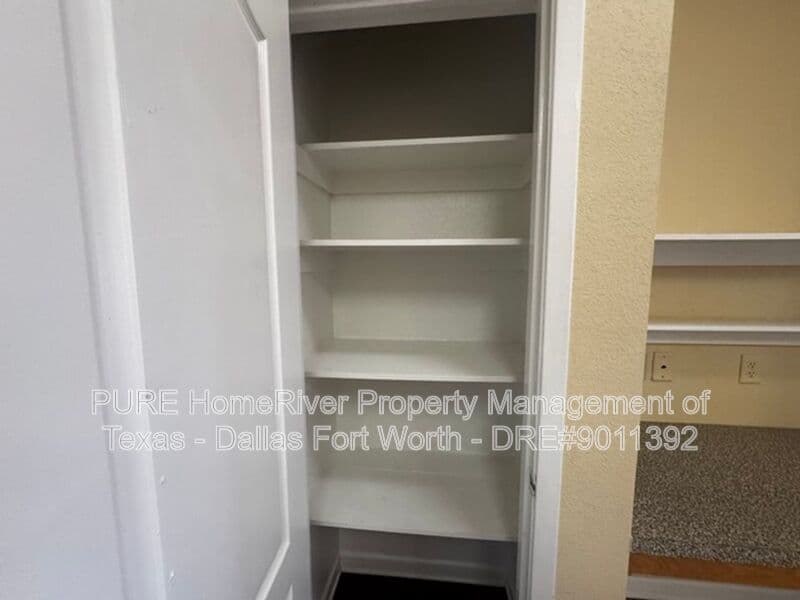 Grapevine Condo: 400 Glade Road