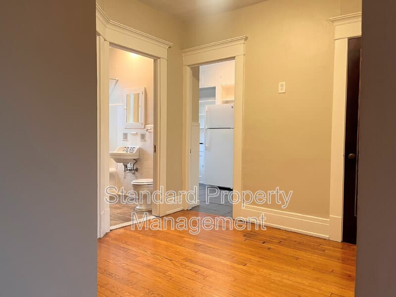 Buffalo Condo: 196 Crescent Avenue