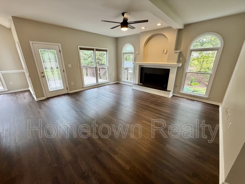 McDonough House: 175 Allie Drive