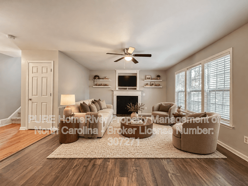Clayton House: 384 Santa Gertrudis Dr