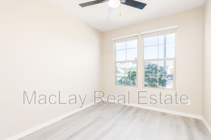 Goodyear House: 15657 W Monroe St