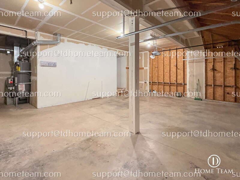 Kent House: 12815 SE 223rd Pl