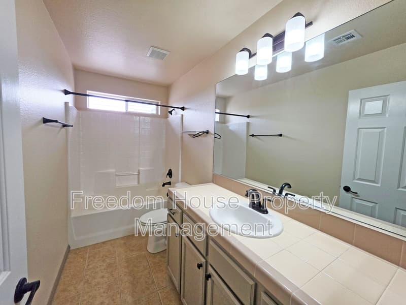 Pahrump House: 410 East Bellville Road