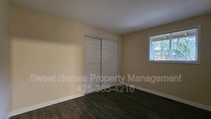 Kirkland House: 12828 111th Avenue Northeast