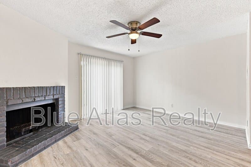 Fort Worth Townhome: 8108 Foxfire Lane - D