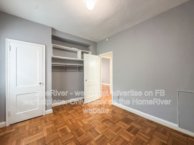 Washington Condo: 1010 25th St NW