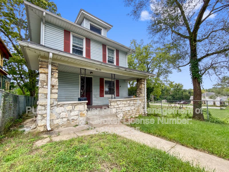 Kansas City House: 4533 Wabash Ave