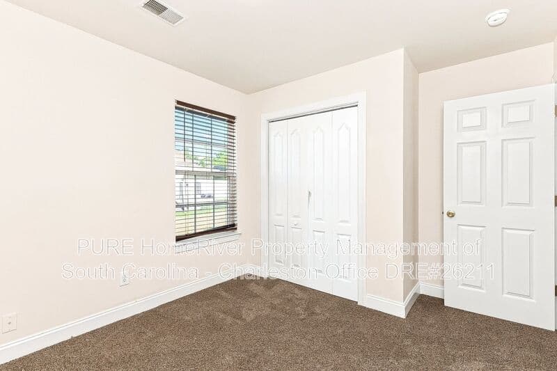 Ladson House: 229 Equinox Cir