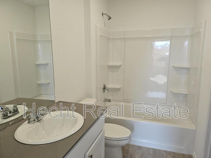 Seguin House: 9262 Honey Mesquite
