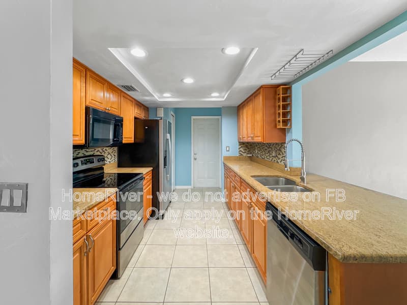 Fort Myers House: 9032 Pomelo Rd W