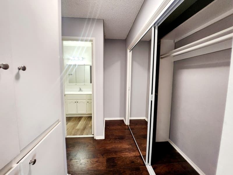 Los Angeles Condo: 123 South Catalina Street - 216