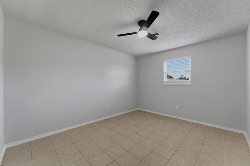 Rogers Condo: 1247 W Sunset Dr