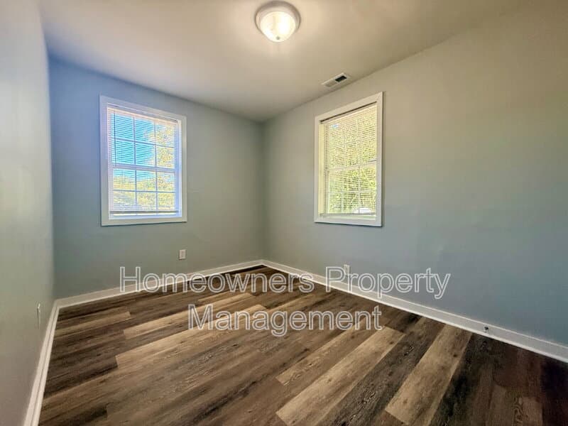 Fayetteville House: 1139 Charmain St.