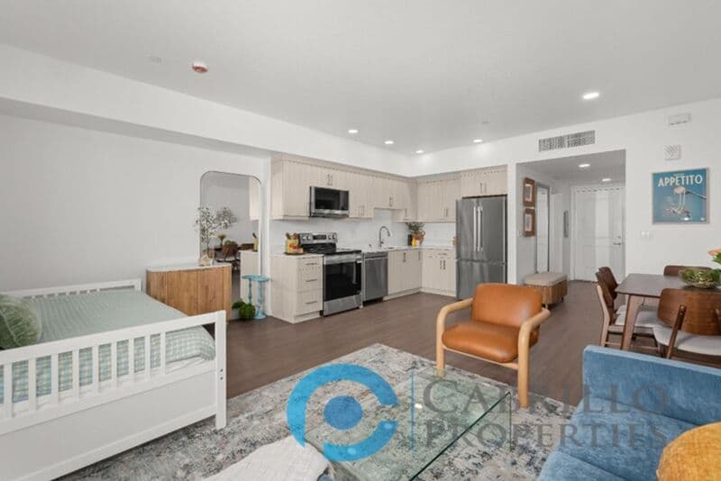 San Diego Apartment: 2724 El Cajon Blvd
