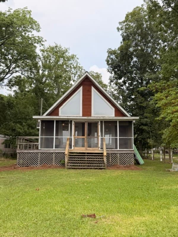 Prosperity House: 127 Oak Pointe Road