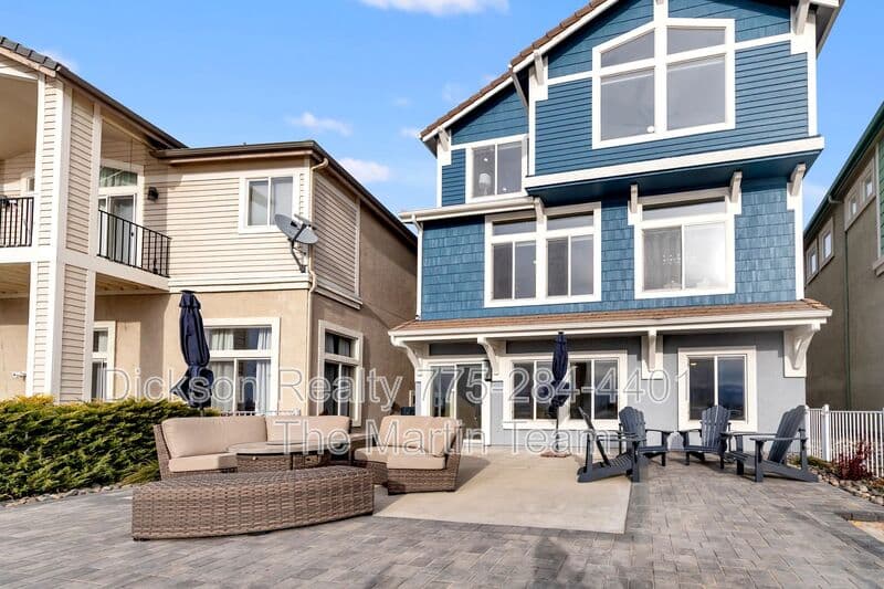 Sparks House: 1165 Harbour Cove Court