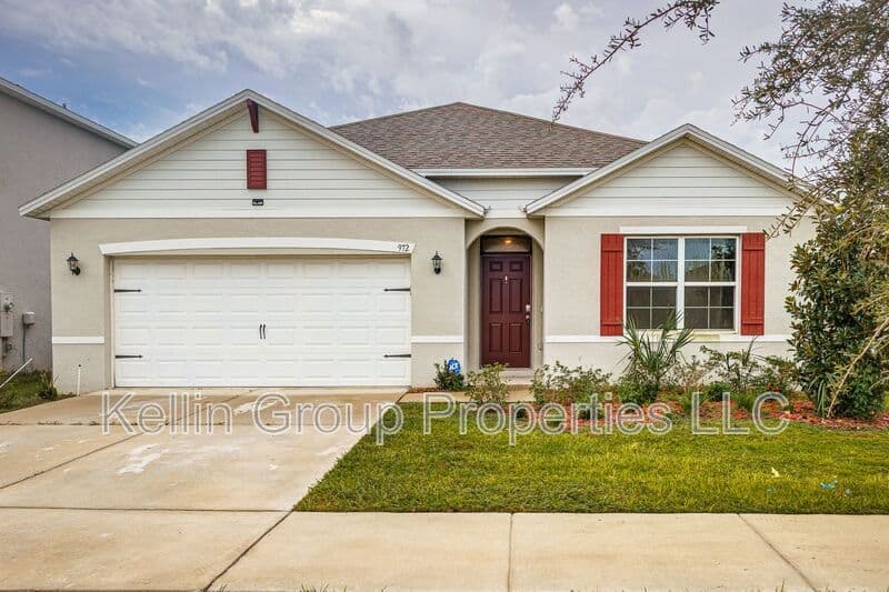 Haines City House: 972 Serchio St