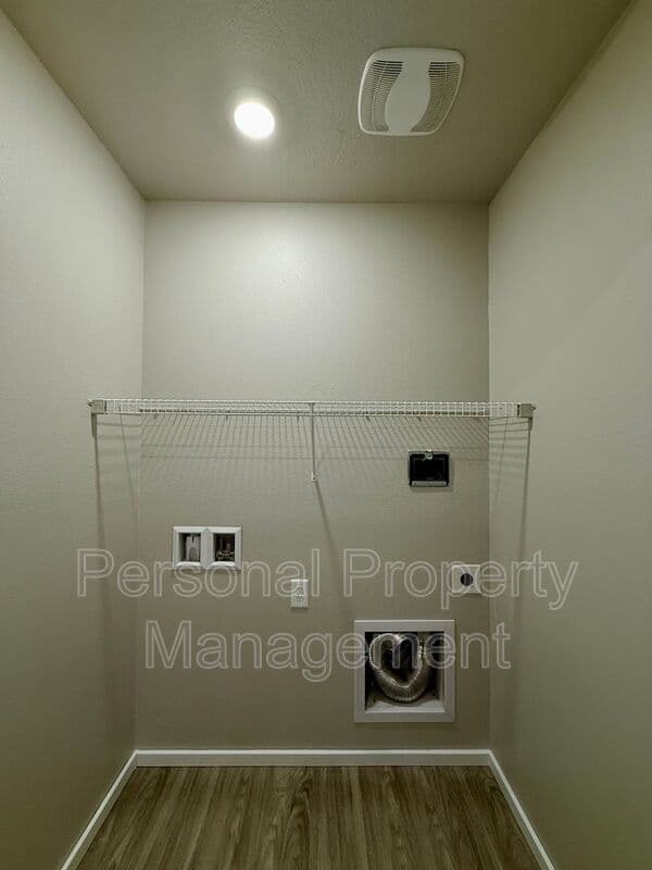 Vancouver House: 2633 NE 115th Place