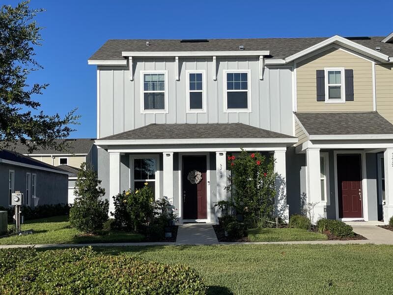 Wesley Chapel Townhome: 5211 Avalon Park Blvd - 1