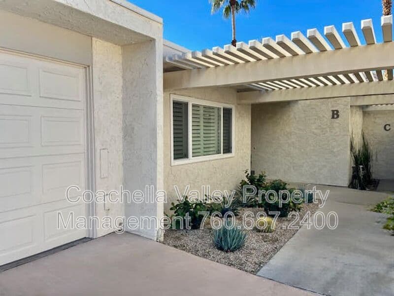 Palm Desert Condo: 72730 Mesquite Ct