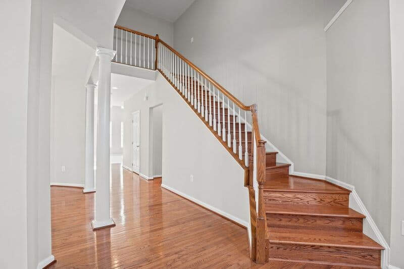 Fredericksburg House: 1100 Wright Court