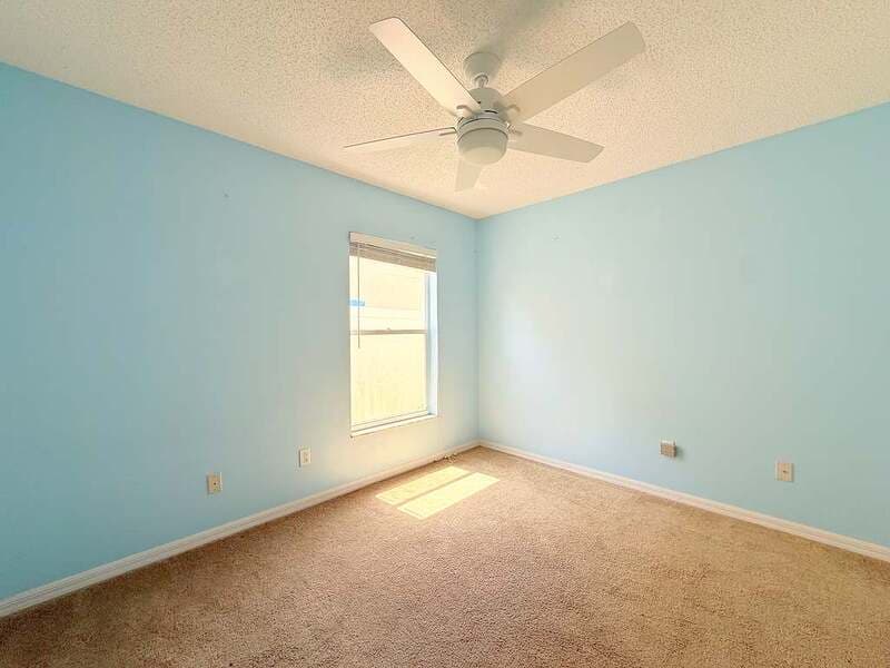 Valrico House: 1118 Hardwood Drive