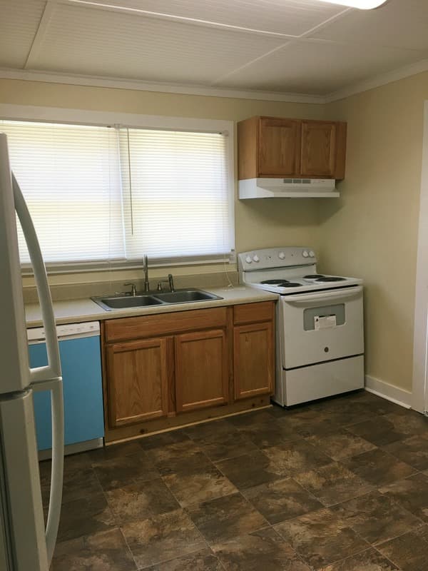 Winder House: 298 Atlanta Highway Southeast