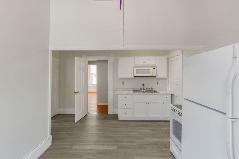 Fredericksburg Condo: 1122 Caroline St