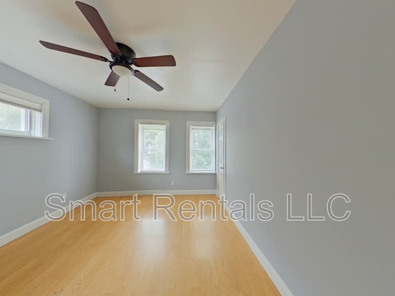 St. Louis Condo: 3657 Gasconade Street - 2F