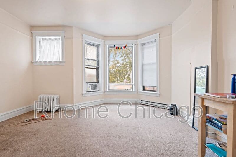 Chicago Condo: 6115 S Drexel Ave