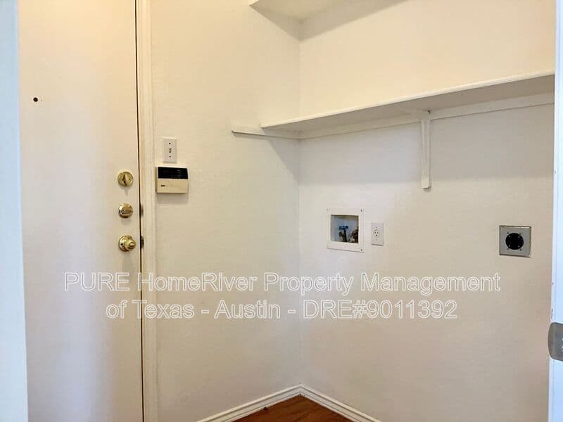 Round Rock House: 3123 Jazz St