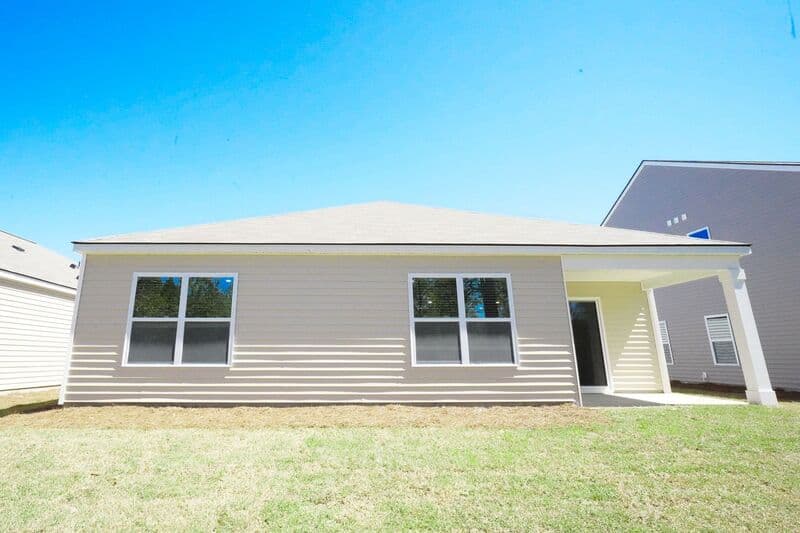 Bloomingdale House: 433 Coconut Dr