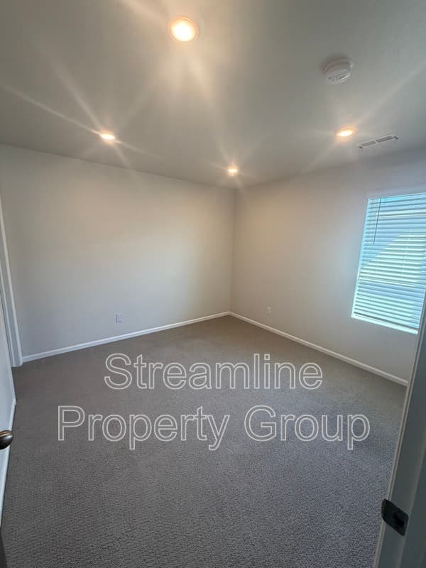 Brighton House: 5117 Buckwheat Road