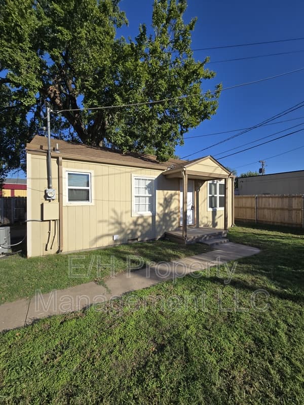 Wichita Condo: 1009 West Maple Street